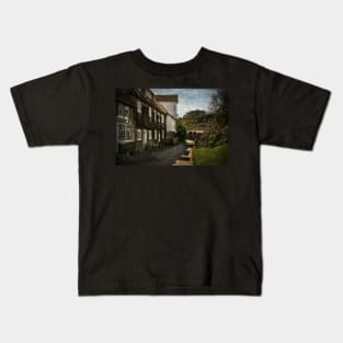 Goring on Thames Watermill Kids T-Shirt